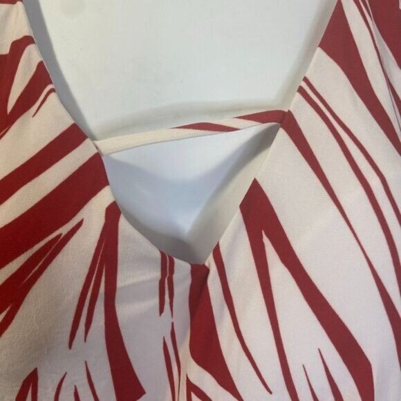 Women's Slimming Control Keyhole Tankini Top Dreamsuit by Miracle Brands - Picture 6 of 7